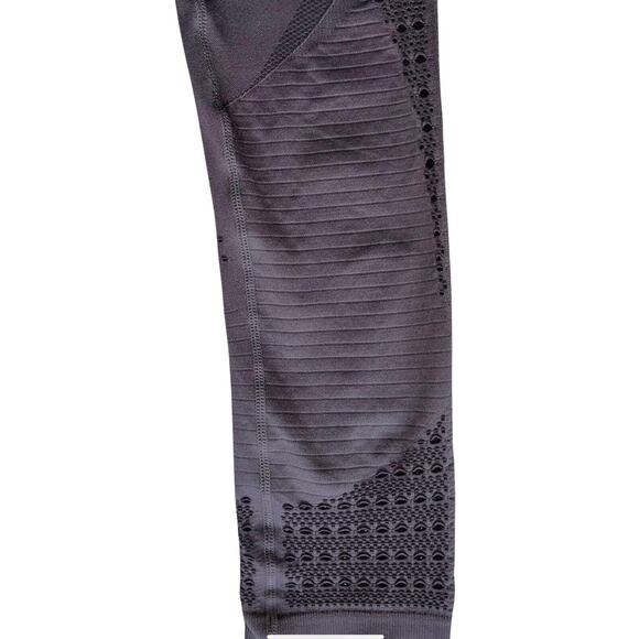 GYMSHARK Women's Dry Contour Leggings Small Gray Cut-Out Details On Leg EUC - Picture 3 of 6